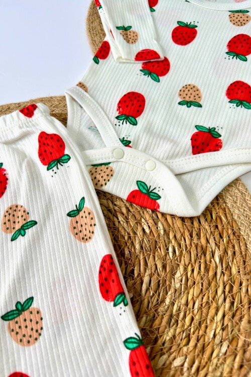 0-9 AY 2Lİ YENİ ÇİLEK DESENLİ KOLLU TAKIM BEYAZ