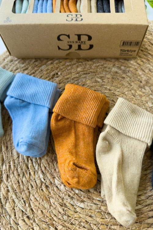 6 RENK KUTULU ÇORAP 1011