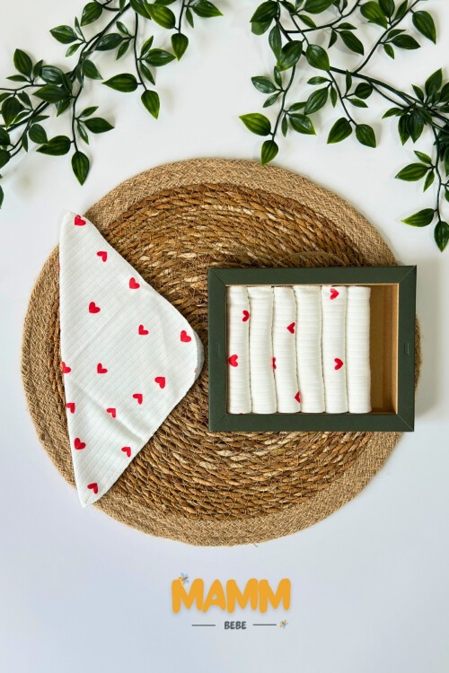 7Lİ AĞIZ SİLME MENDİLİ KIRMIZI KALP