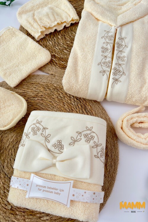 EKRU ÇİÇEK 5 PARÇA HAVLU BORNOZ SETİ