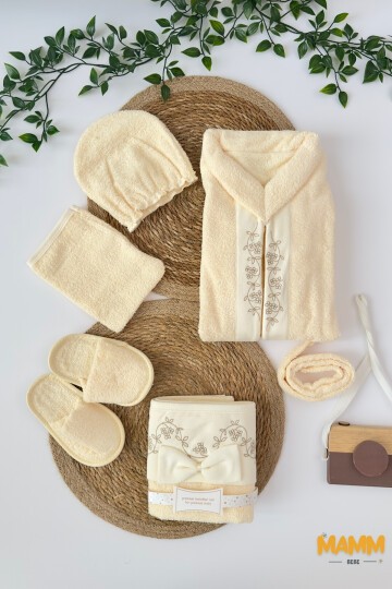 EKRU ÇİÇEK 5 PARÇA HAVLU BORNOZ SETİ