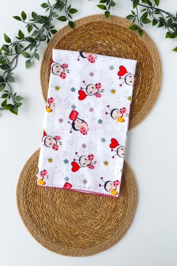 TEK KATLI UĞUR BÖCEĞİ DESENLİ MÜSLİN BATTANİYE 80*90 CM